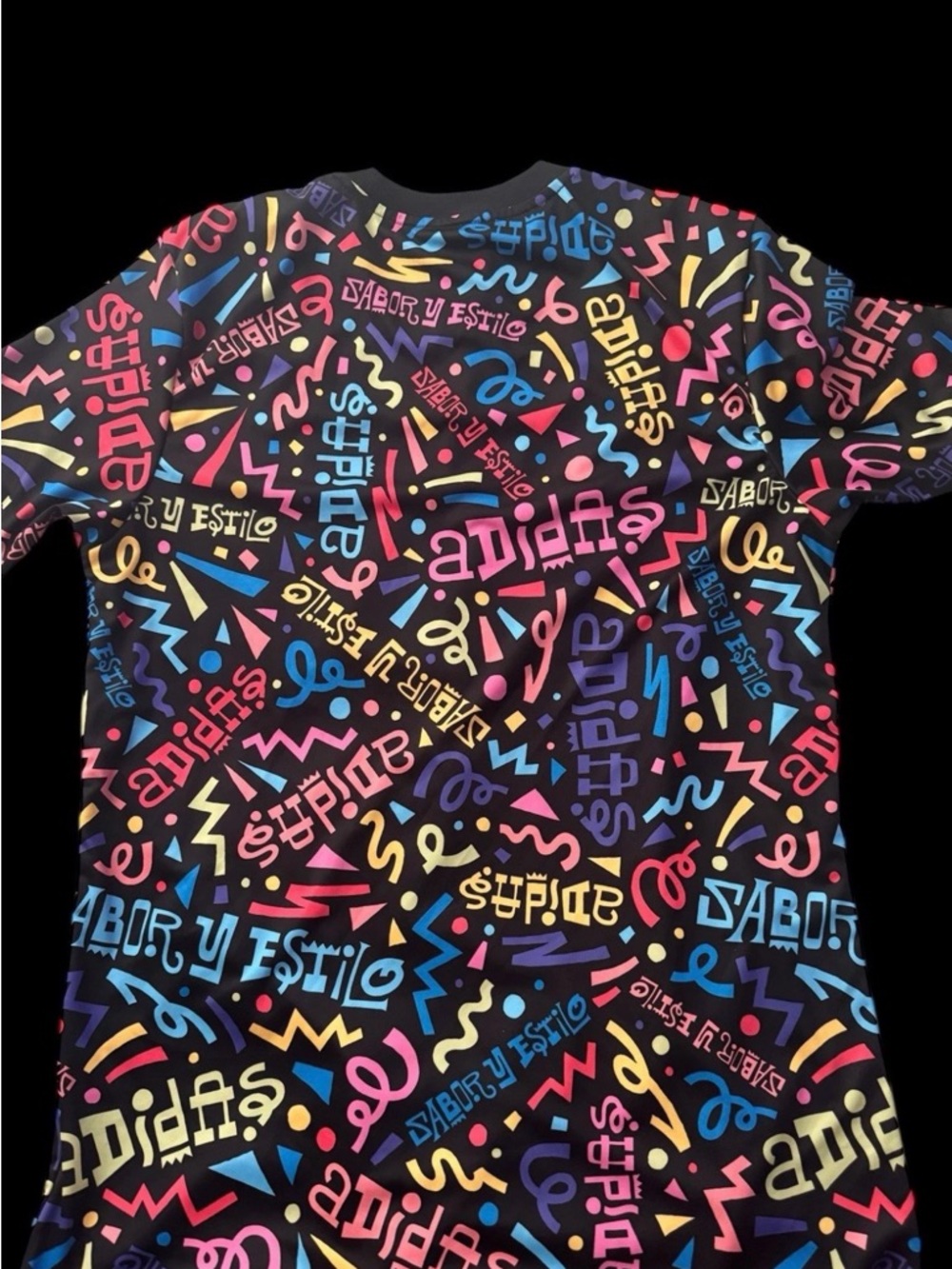New Adidas men's Multicolor Hispanic heritage soccer Jersey medium - Picture 2 of 3